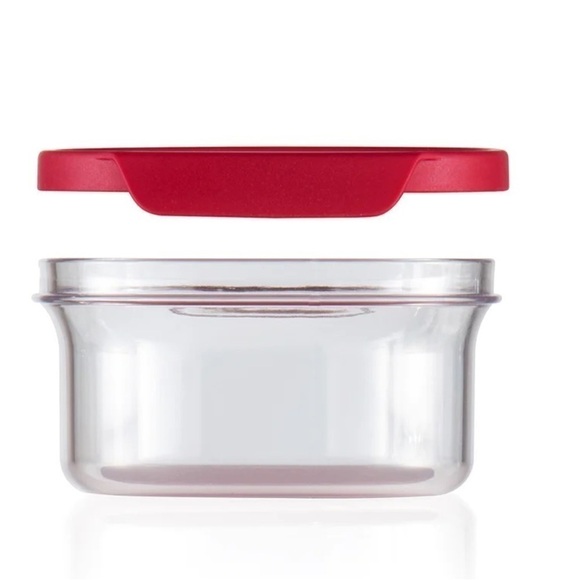 Tupperware Ultra Clear 2 Cup Container - Picture 7 of 7